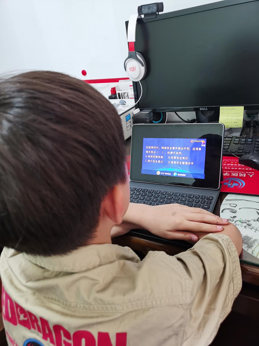 1e42ec7044944e6db656ba60dbad59bb.jpg 1e42ec7044944e6db656ba60dbad59bb.jpg