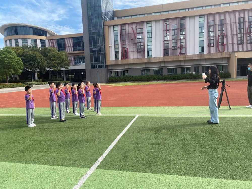 41c2aca5c94c4fc987b9d9b4434dbce2.jpg 41c2aca5c94c4fc987b9d9b4434dbce2.jpg