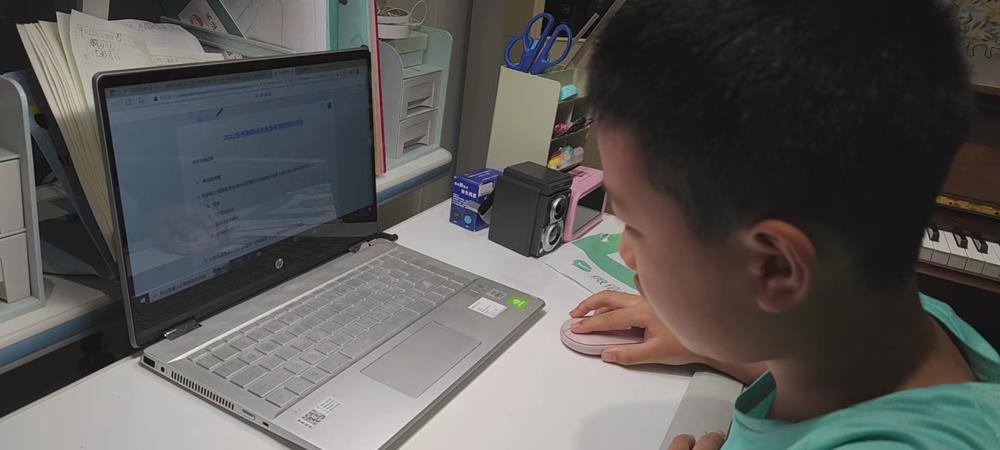 9566b63ef04d42819bf537c54bf14180.jpg 9566b63ef04d42819bf537c54bf14180.jpg