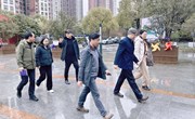 沈坚局长一行到方洲小学检查安全工作